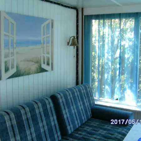 公寓 Ferienhaus Mit Meerblick 萨斯尼茨