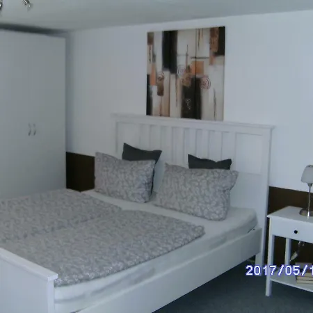 公寓 Ferienhaus Mit Meerblick 萨斯尼茨